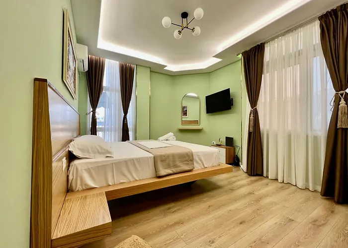 Konukevi Spiranca Luxury 4*